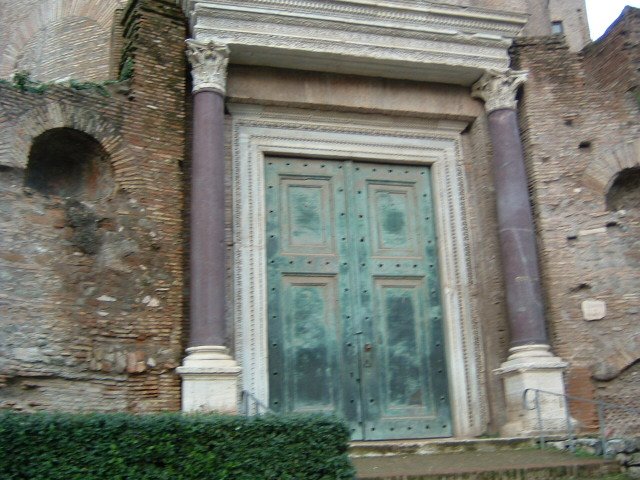 med_cruise041.jpg